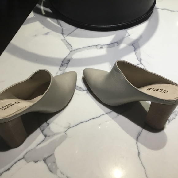 Heels - Picture 3 of 4